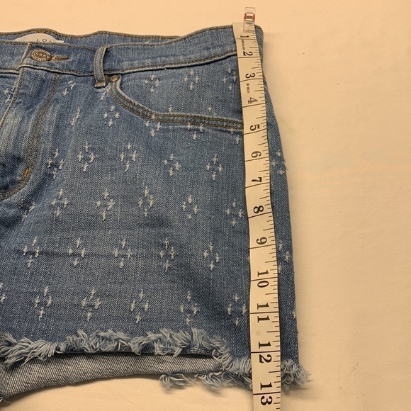 Ann Taylor Loft Blue Distressed Denim Jean Shorts Blue Wash Size 8/29 - Picture 13 of 13